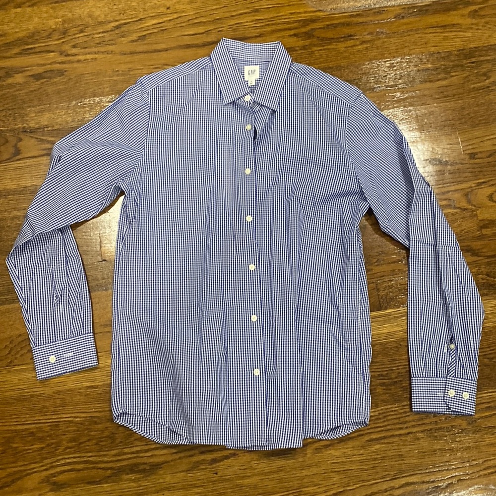 Gap Men’s Button Down Shirt size M